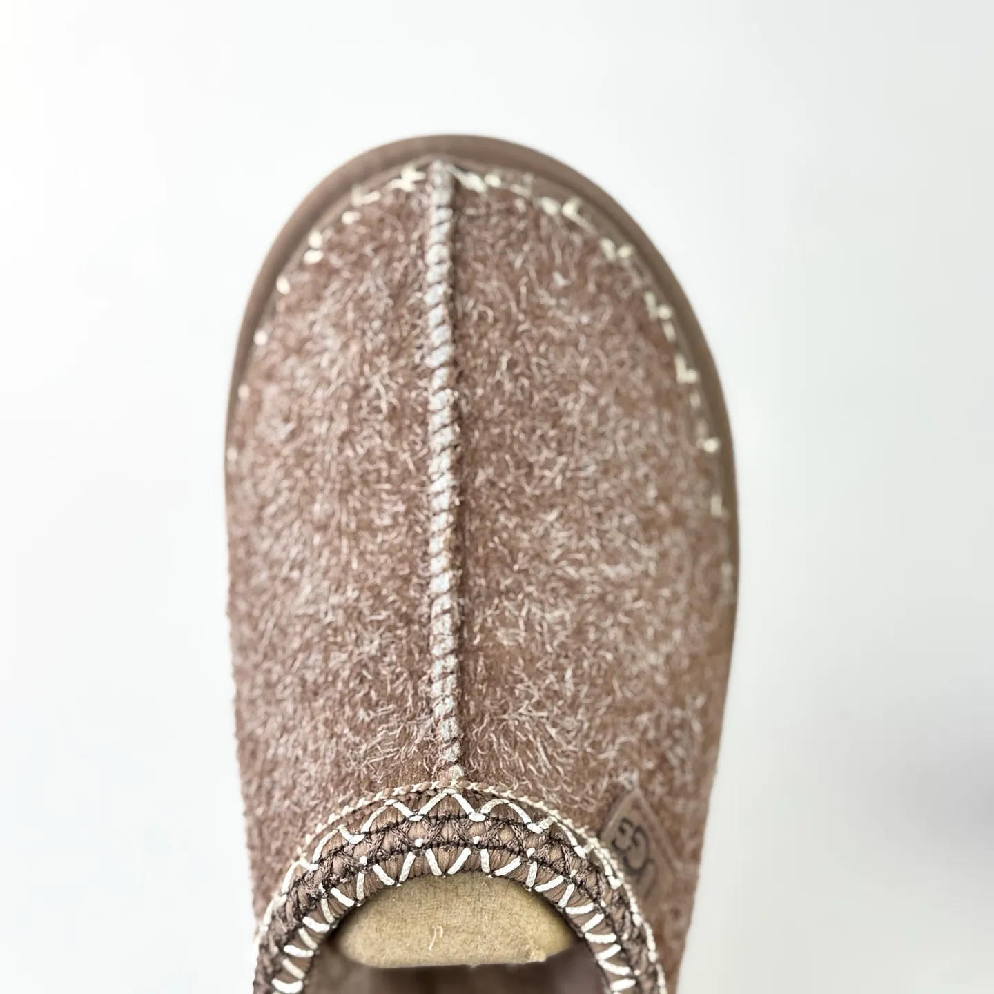 💰520 📦25 New Products for Autumn and Winter | Biarritz · UGG New Products for Autumn and Winter Classic Novelty Series (Biarritz Style) 🔥 I have been recently picked up by this Biarritz model ￼￼[草草R][草草R][草草R] 📦The entire series of Biarritz is now online ❄️There are Tasman slip-ons and ultra-short boots suitable for autumn and winter. ✔️🔘 Tasman Biarritz model Shoe size: 36-40 Color: mustard seed/light oak brown ✔️🔘Classic super short boots Biarritz model shoe size: 36-40 Color: mustard seed/light oak brown 🍁Let’s create our own uniqueness together this autumn and winter ✔️ In the collision of classics and personality 💫 Find your unique relaxed style 😎 This style is very UGG!